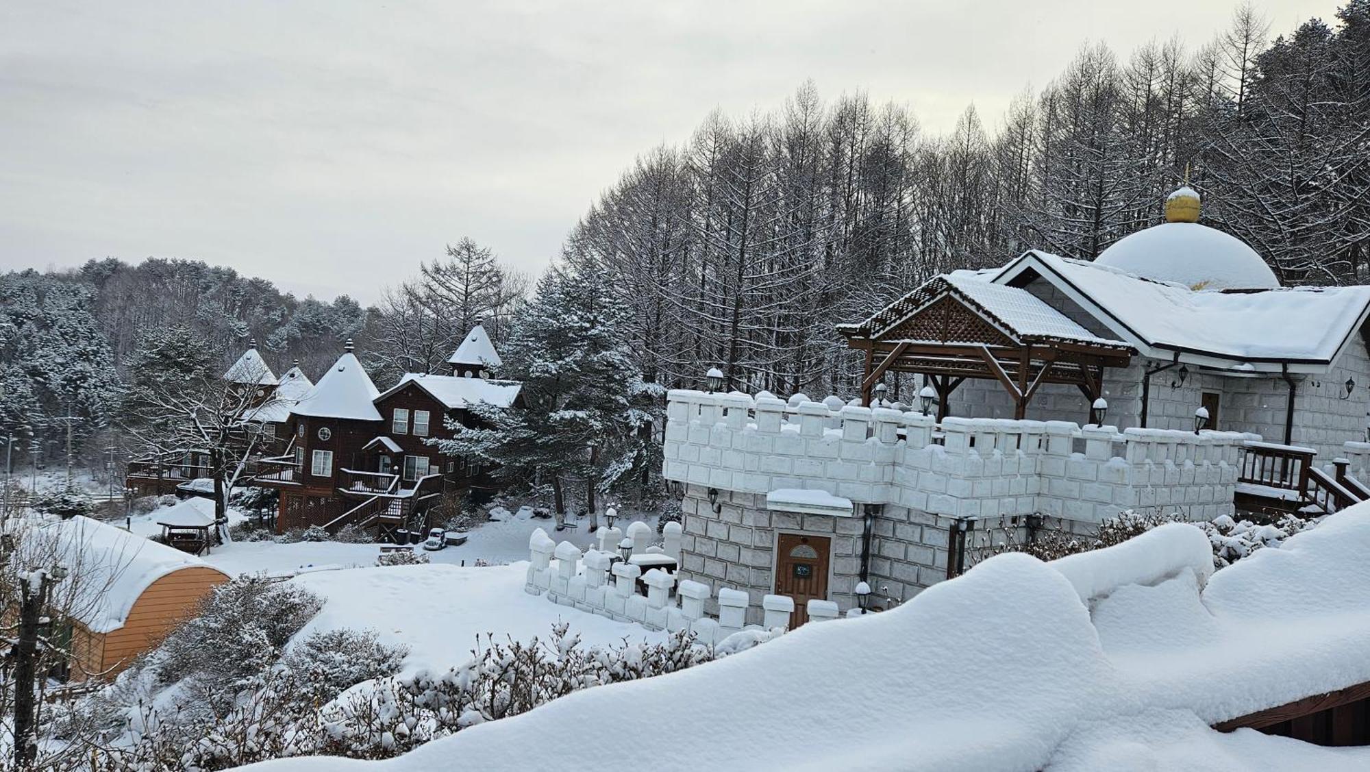 Elf Resort Hotel Pyeongchang Exterior foto