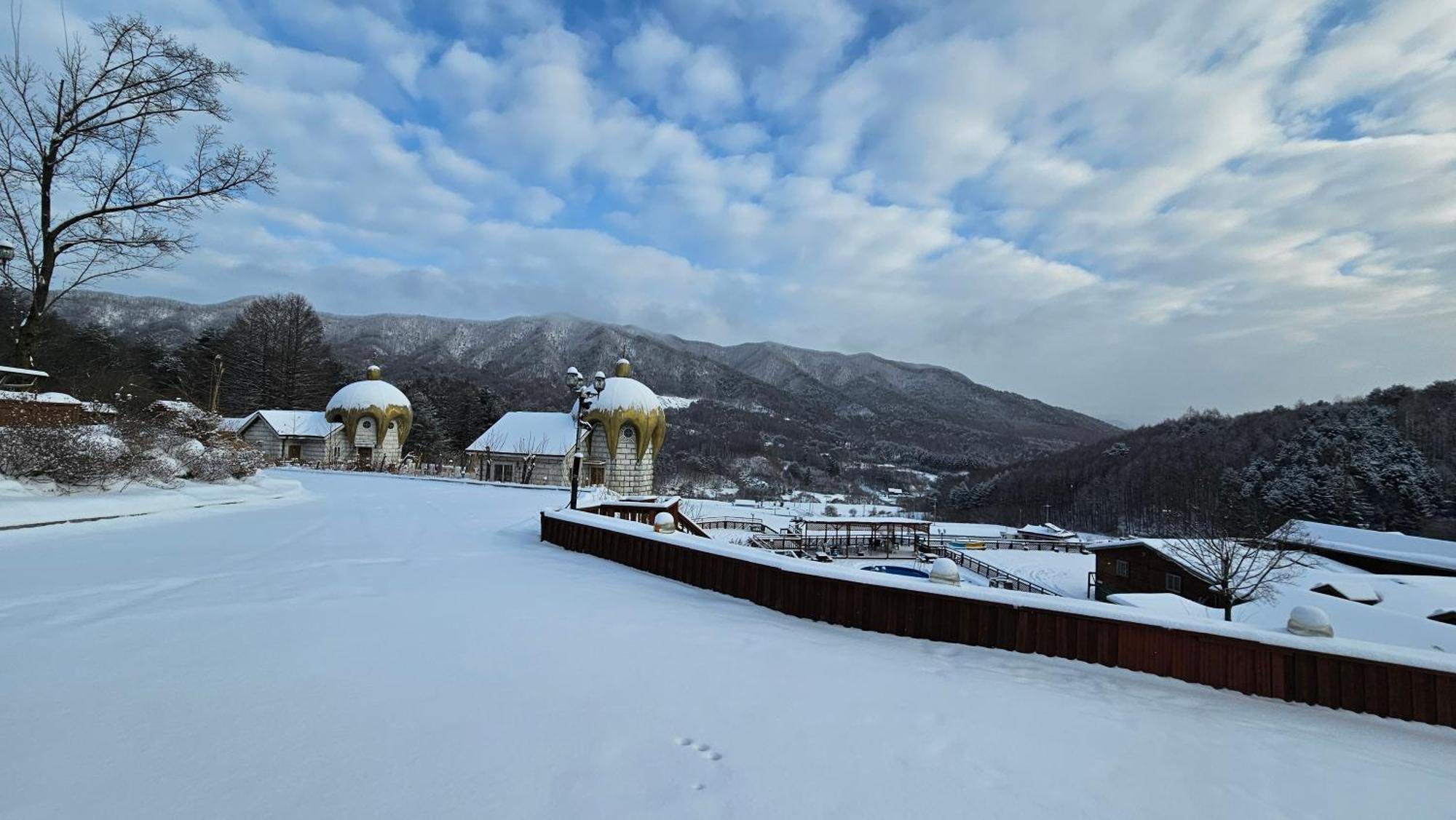 Elf Resort Hotel Pyeongchang Exterior foto